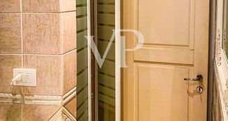 von_poll_real_estate_property_IT252941963_image_18