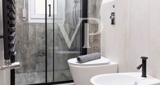 von_poll_real_estate_property_IT252941964_image_9