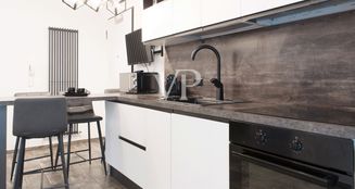 von_poll_real_estate_property_IT252941964_image_8