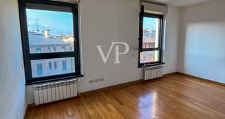 von_poll_real_estate_property_IT252941975_image_6