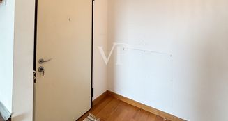 von_poll_real_estate_property_IT252941975_image_2