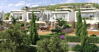 von_poll_real_estate_property_IT252941970_image_1