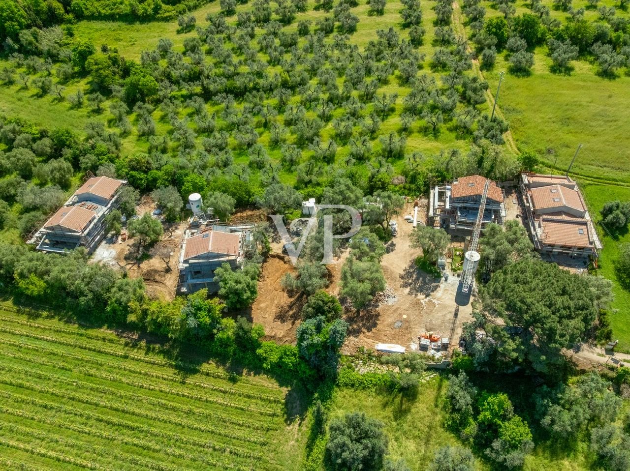 BOLGHERI - Dimora Sauvignon - neu gebaute Doppelhaushälfte mit Garten