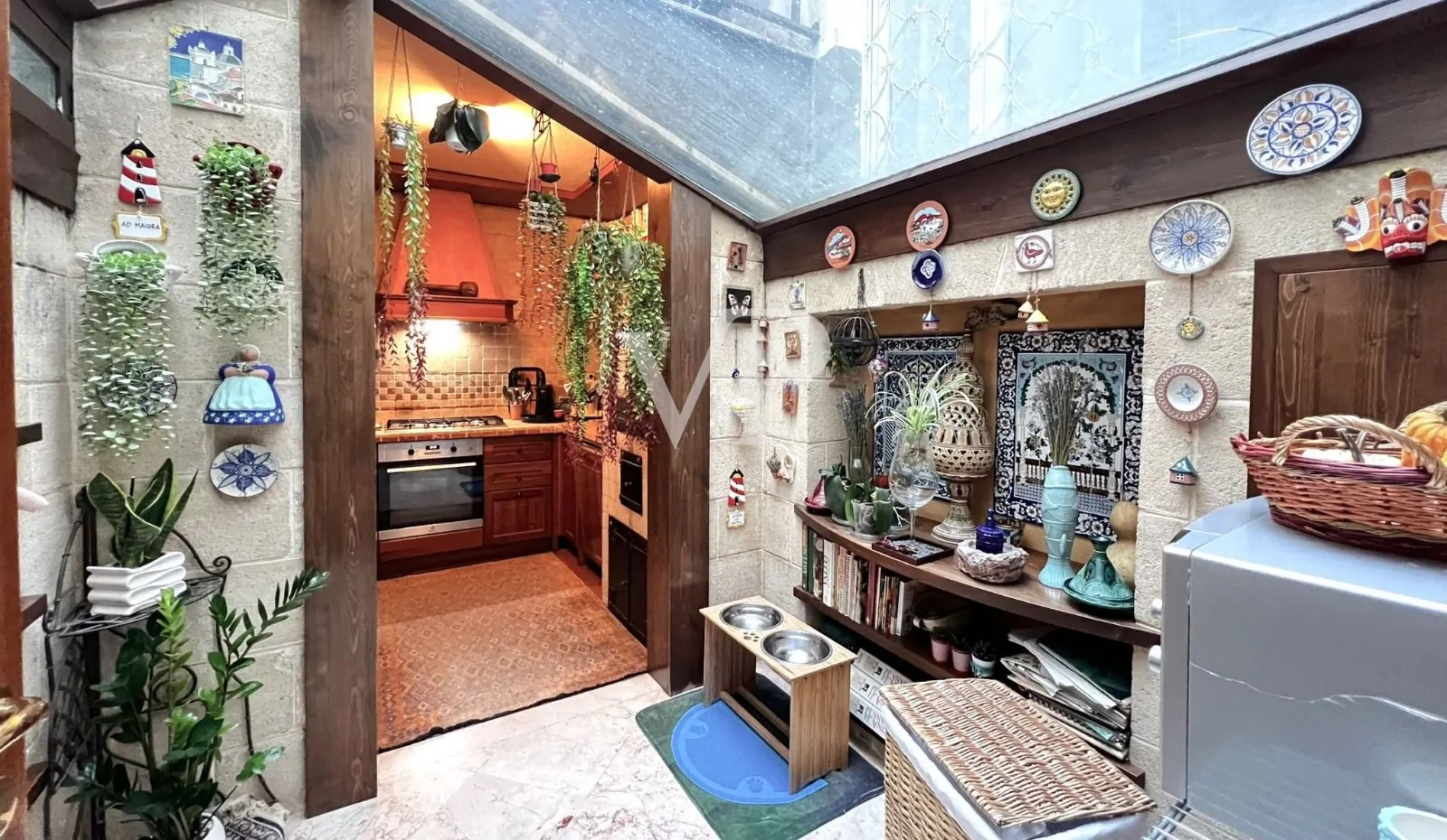 Prestigeträchtige historische Residenz mit Blick auf die Piazza Mazzini