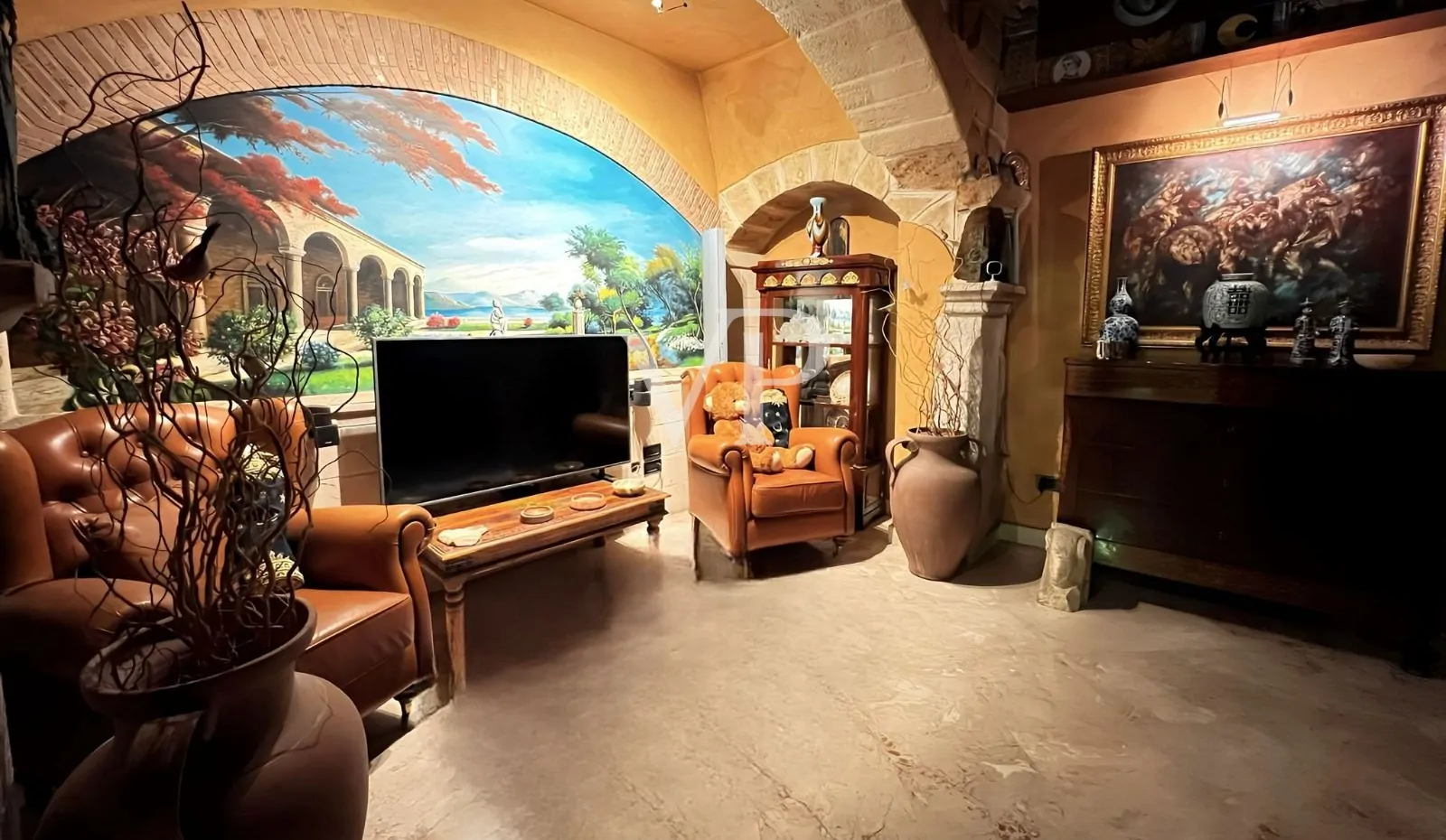 Prestigeträchtige historische Residenz mit Blick auf die Piazza Mazzini