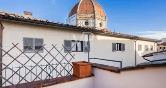 von_poll_real_estate_property_IT252942037_image_1