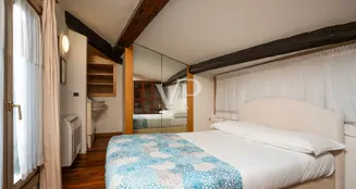 von_poll_real_estate_property_IT252942037_image_13