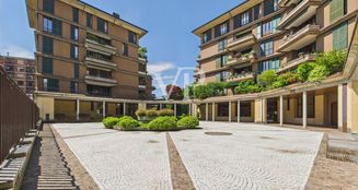 von_poll_real_estate_property_IT252942058_image_19