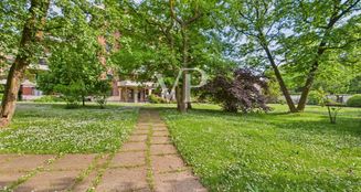 von_poll_real_estate_property_IT252942058_image_12