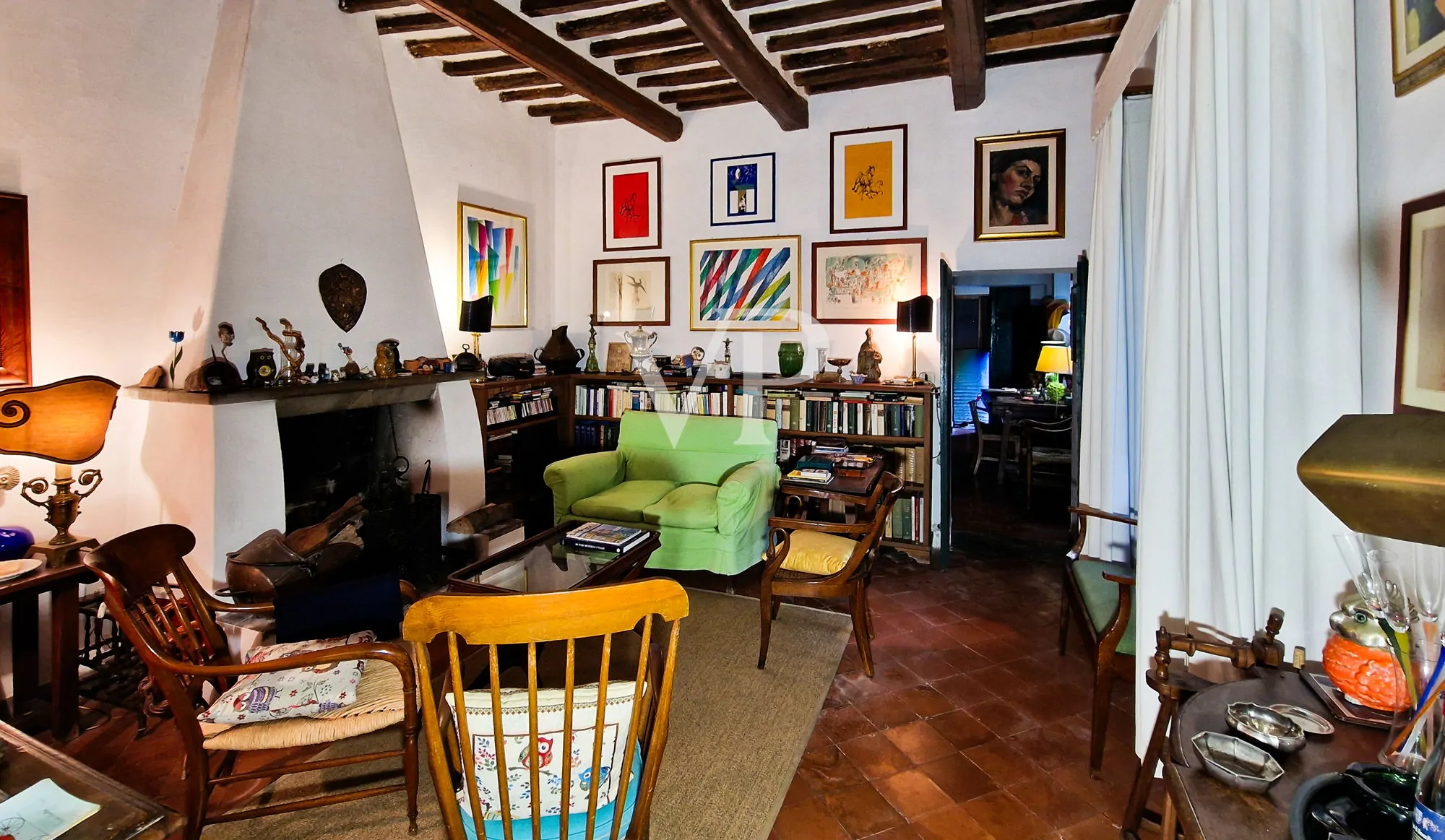 Tenuta storica con vista mare e 8 ettari di terreno – fascino toscano nei pressi di Pisa