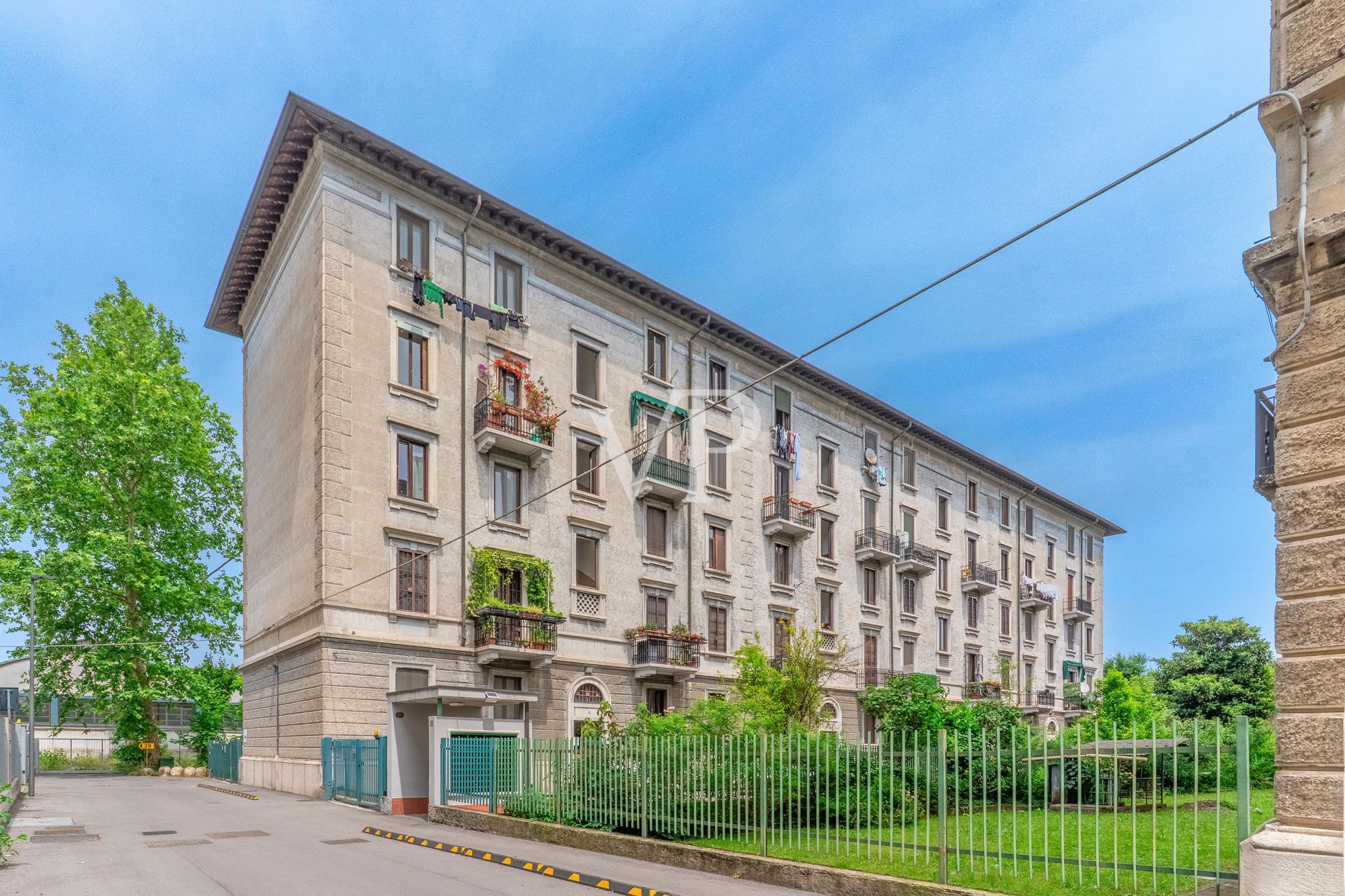 Ampio bilocale ristrutturato in zona Ortica