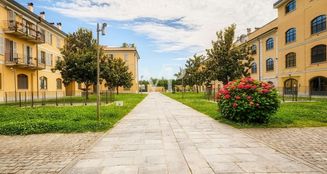 von_poll_real_estate_property_IT252942086_image_2