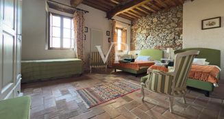 von_poll_real_estate_property_IT252942111_image_15