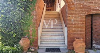 von_poll_real_estate_property_IT252942111_image_44