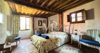 von_poll_real_estate_property_IT252942111_image_150