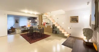 von_poll_real_estate_property_IT252942112_image_2