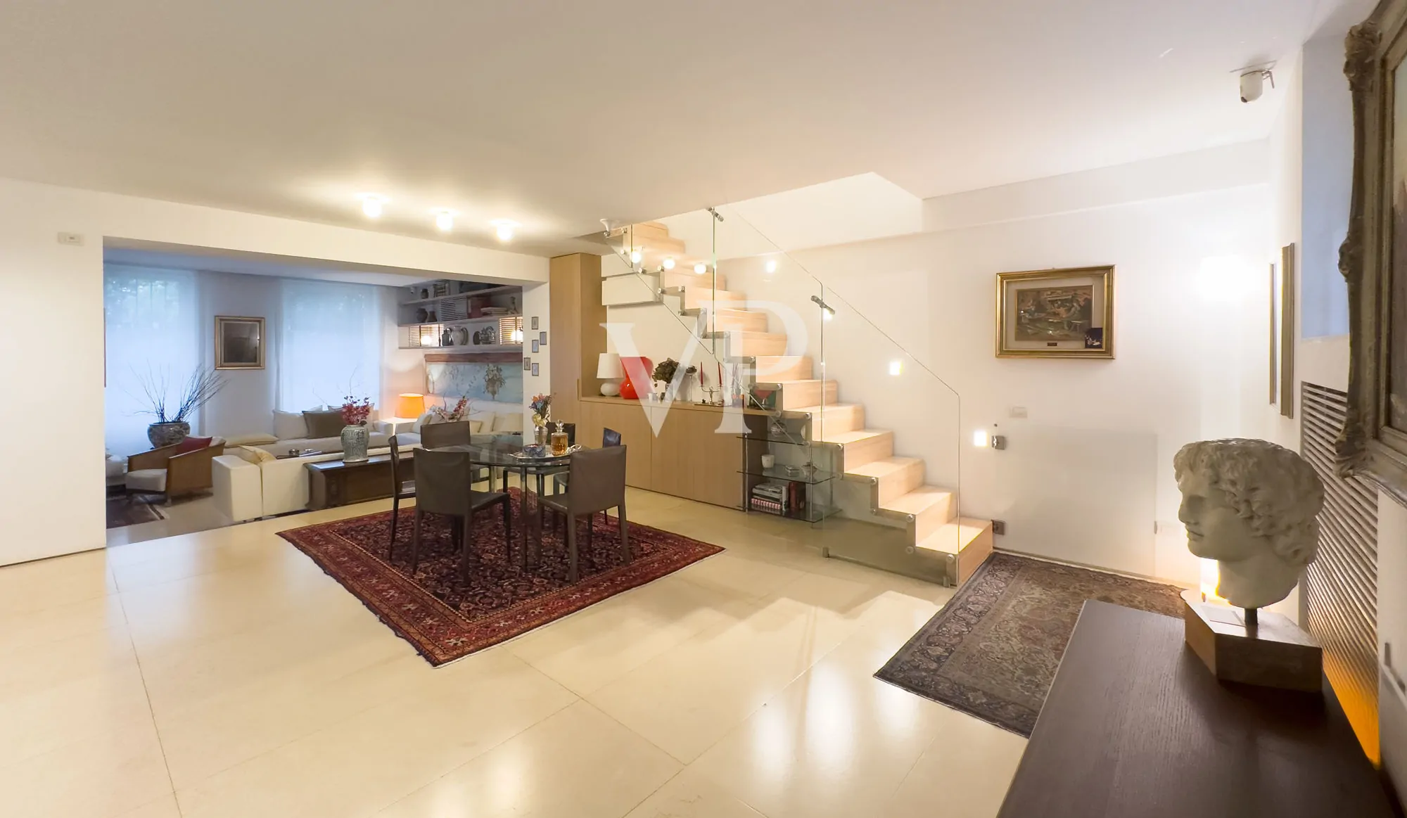 Exklusives Loft mit Design, Ruhe und Eleganz in der Nähe des Doms