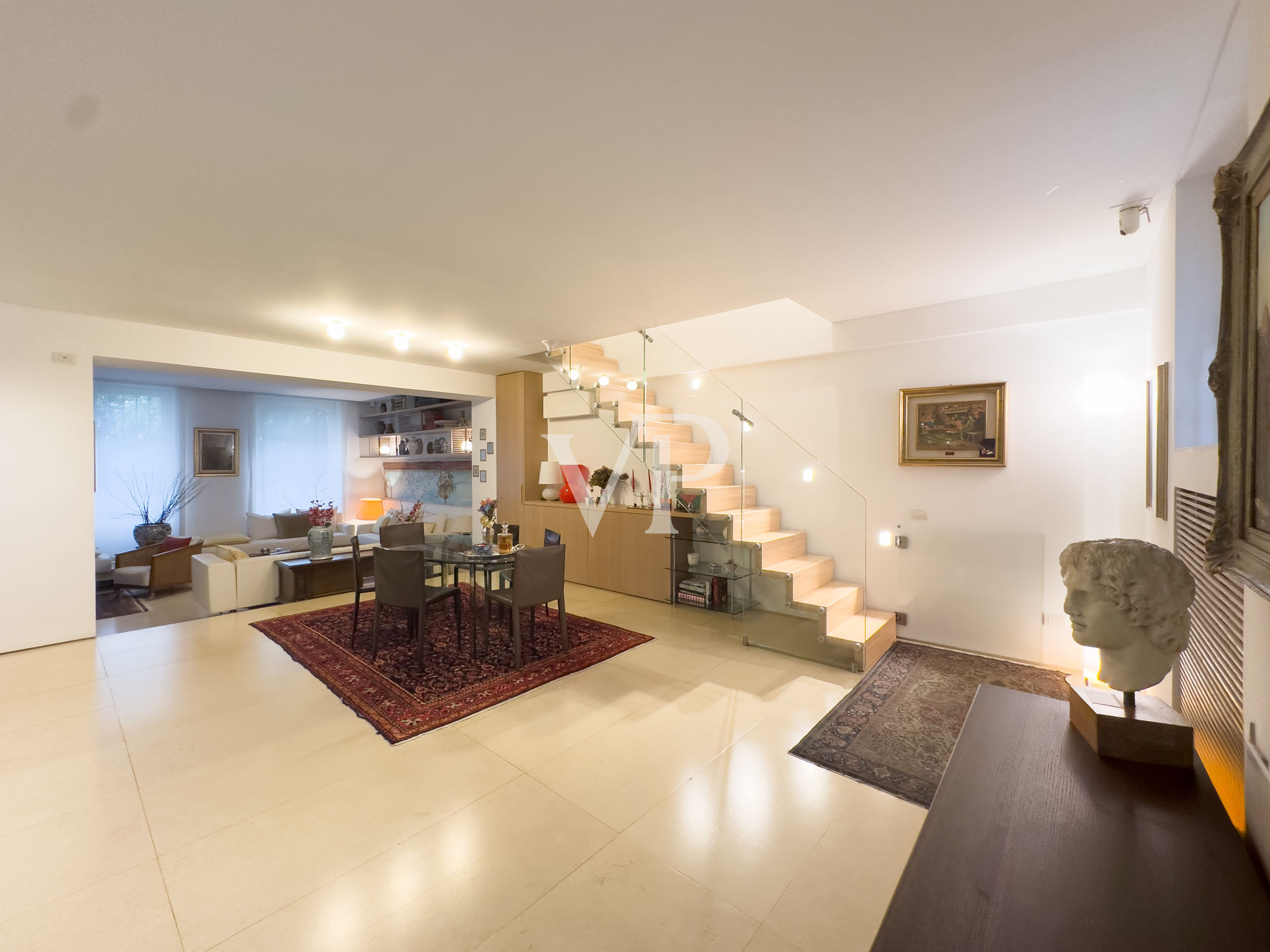 Exklusives Loft mit Design, Ruhe und Eleganz in der Nähe des Doms