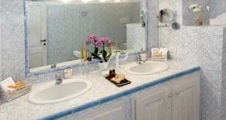 von_poll_real_estate_property_IT252942118_image_17