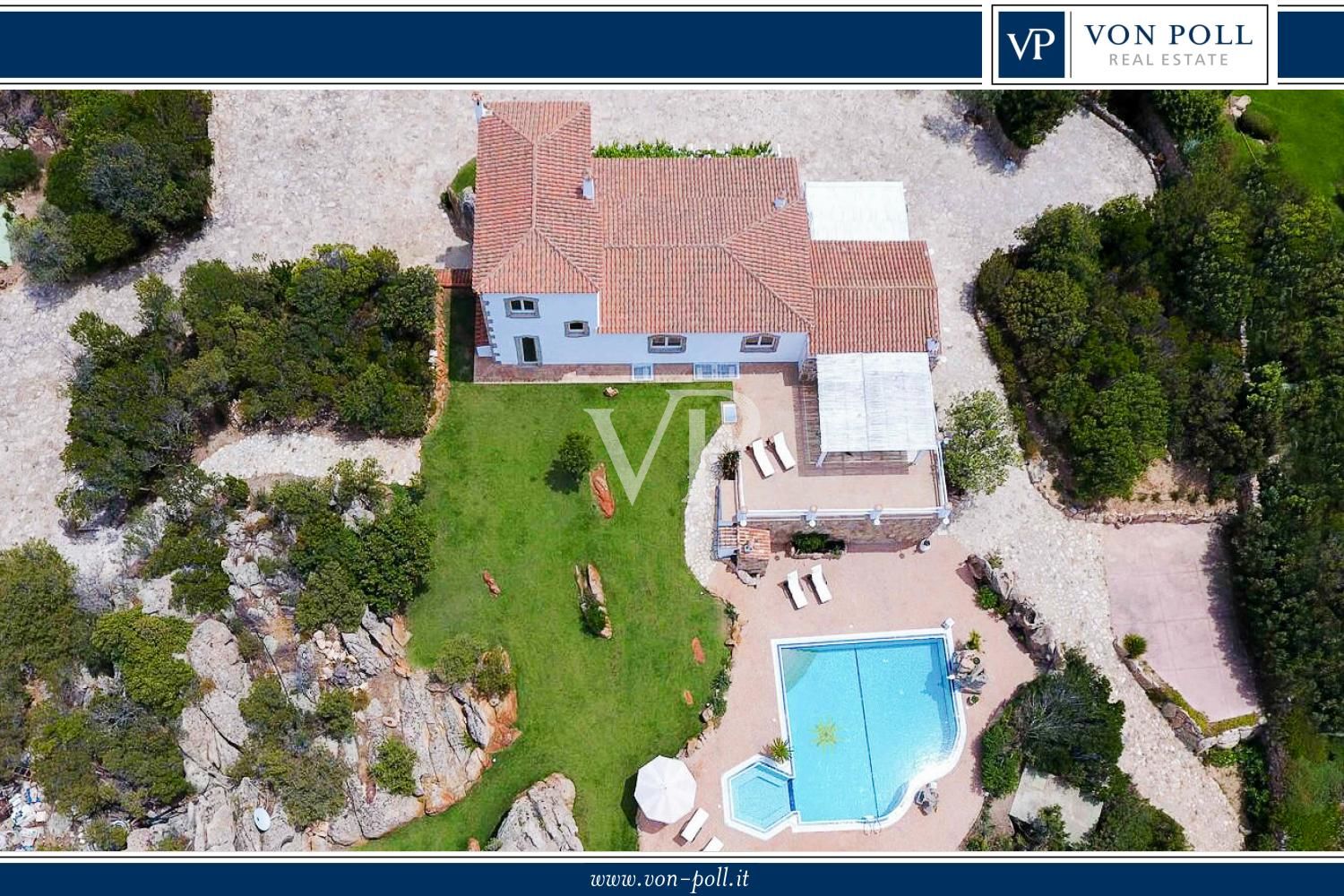 Esclusiva villa con accesso diretto alla spiaggia privata