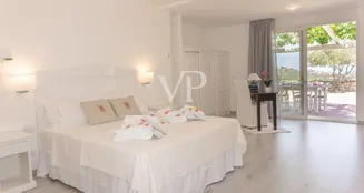 von_poll_real_estate_property_IT252942118_image_13