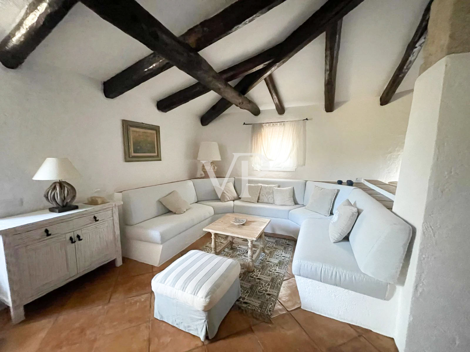Exklusive Villa mit Nebengebäude, Pool und atemberaubendem Meerblick