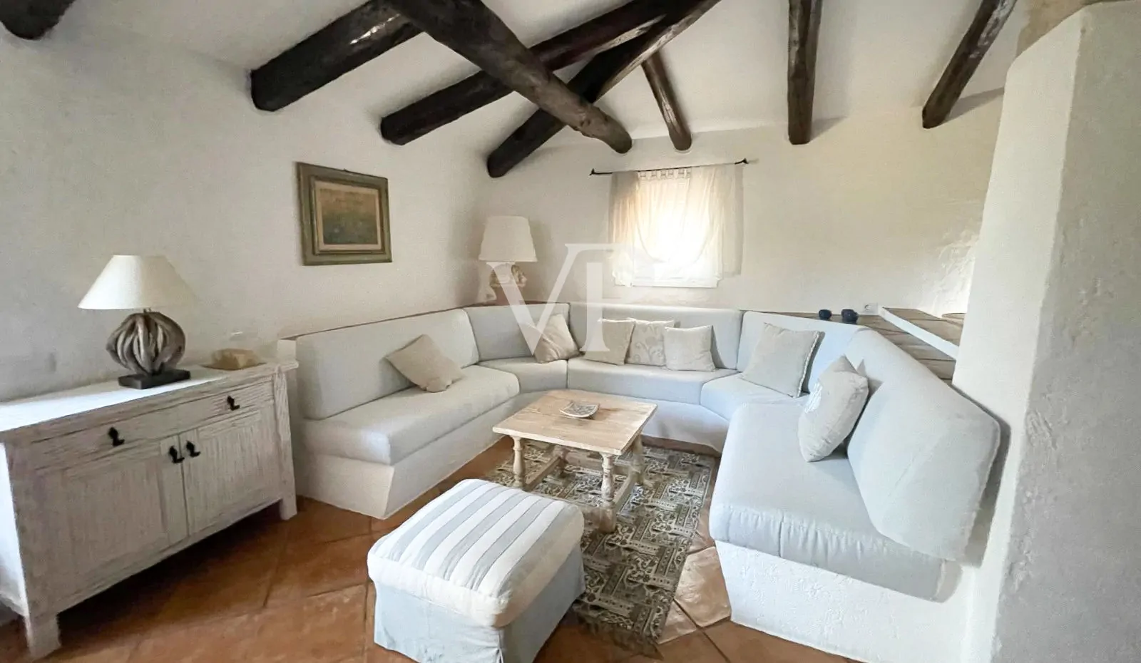 Exklusive Villa mit Nebengebäude, Pool und atemberaubendem Meerblick