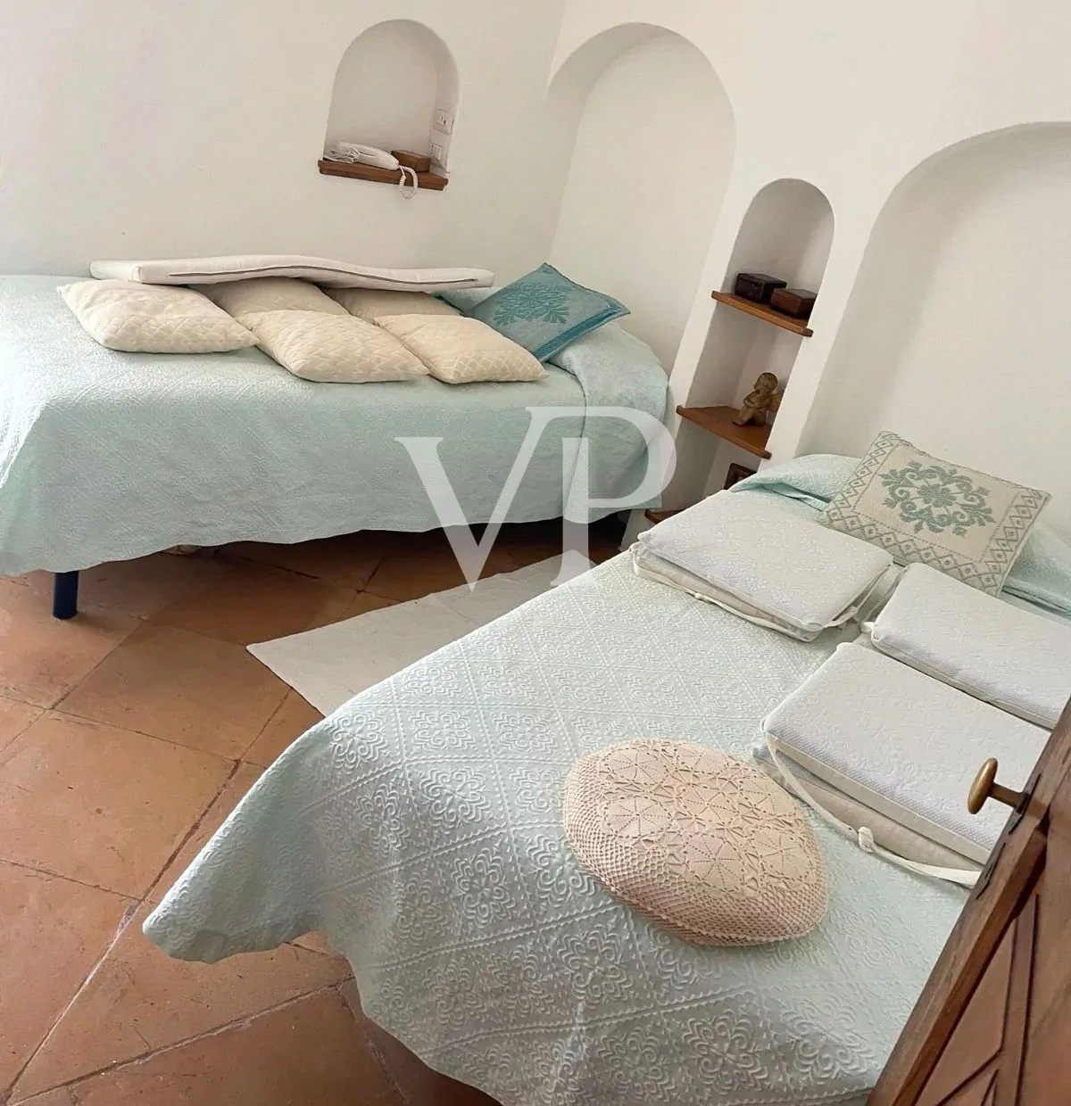 Exklusive Villa mit Nebengebäude, Pool und atemberaubendem Meerblick