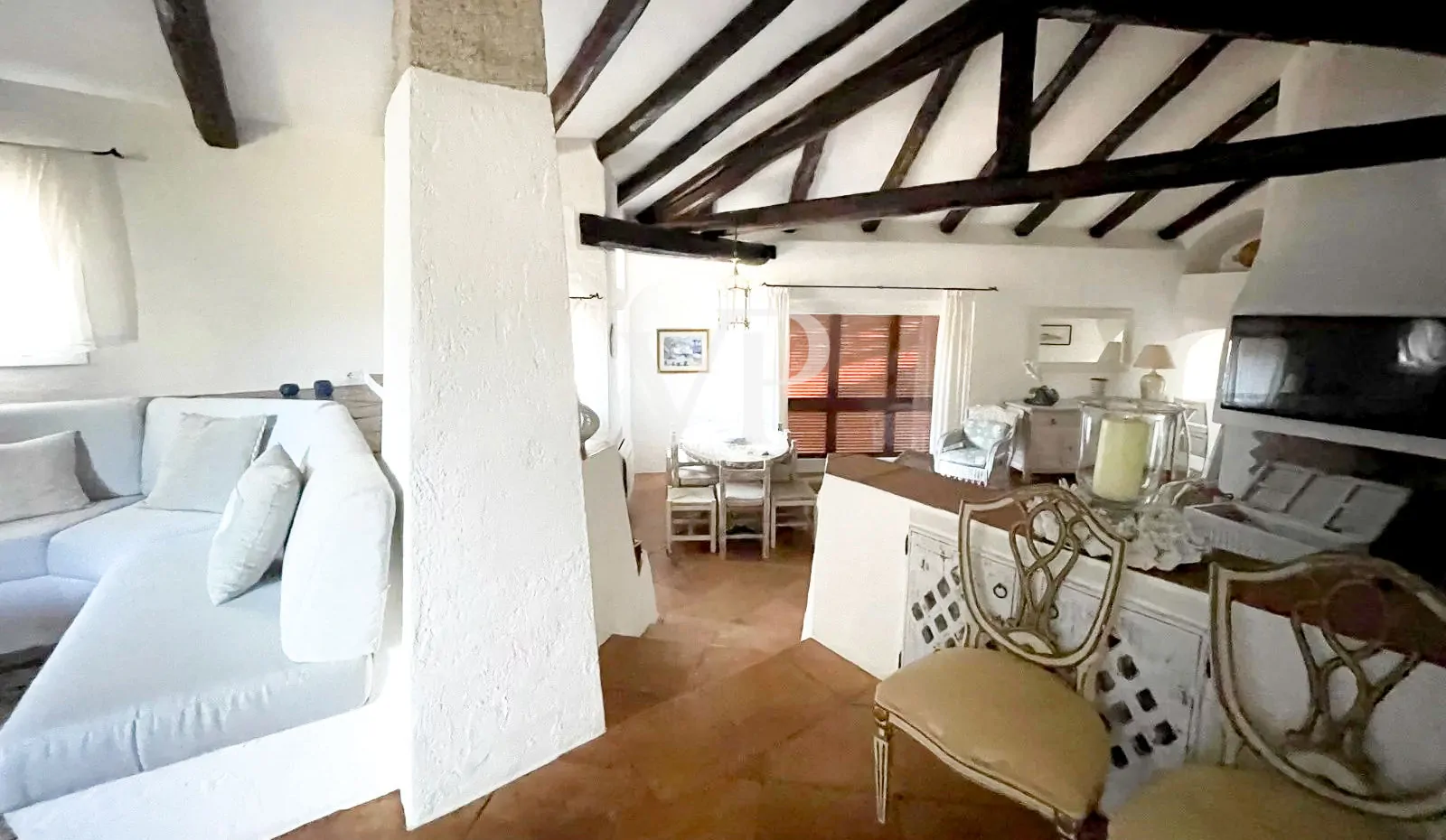 Exklusive Villa mit Nebengebäude, Pool und atemberaubendem Meerblick