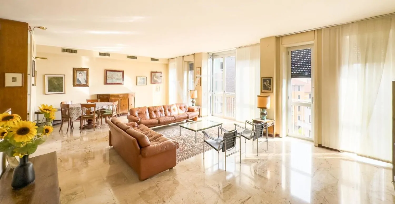 Luminoso apartamento de tres habitaciones con vista panorámica - Città Studi