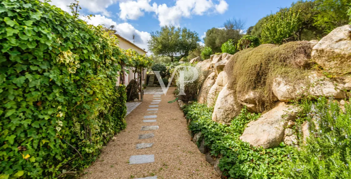Un rifugio nella bellezza selvaggia della Gallura