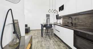 von_poll_real_estate_property_IT252942134_image_5