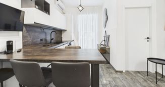 von_poll_real_estate_property_IT252942134_image_4