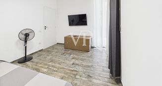 von_poll_real_estate_property_IT252942134_image_13
