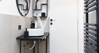 von_poll_real_estate_property_IT252942135_image_16