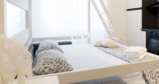 von_poll_real_estate_property_IT252942135_image_12