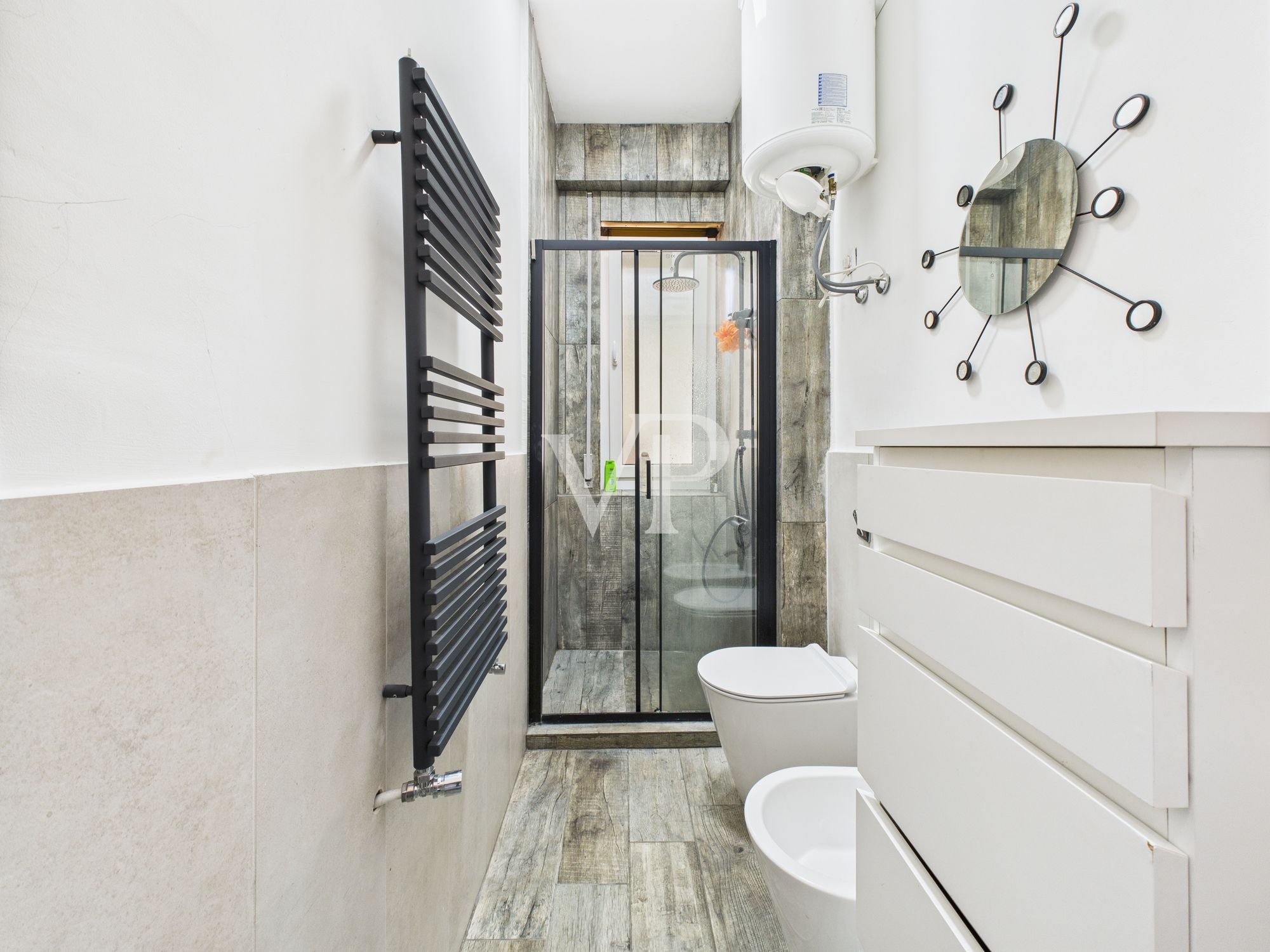 Finely renovated studio apartment, great for investment