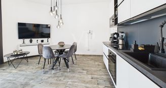 von_poll_real_estate_property_IT252942133_image_8