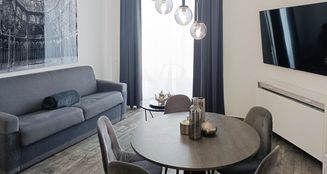 von_poll_real_estate_property_IT252942133_image_0