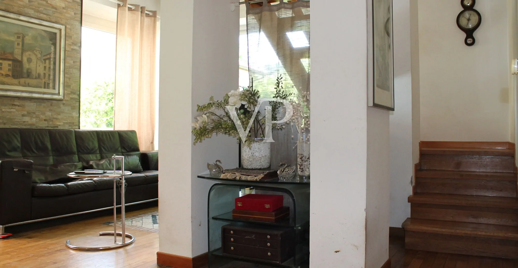 Semi-detached period villa in Brunate