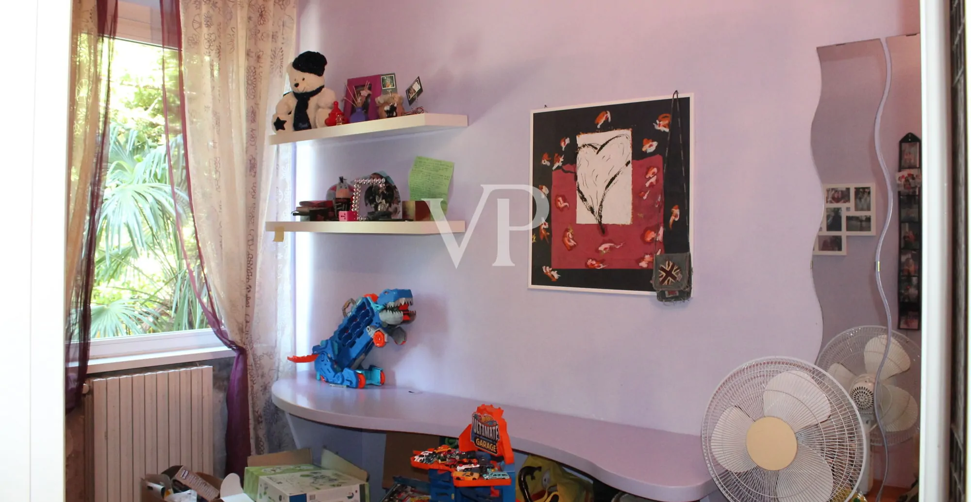 Semi-detached period villa in Brunate