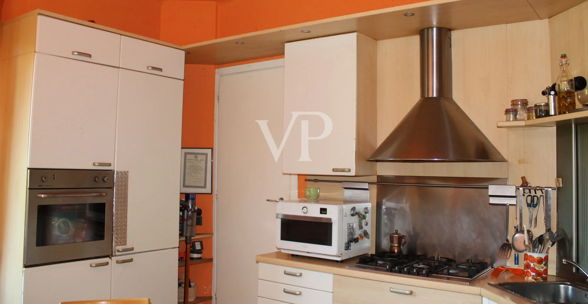 Semi-detached period villa in Brunate