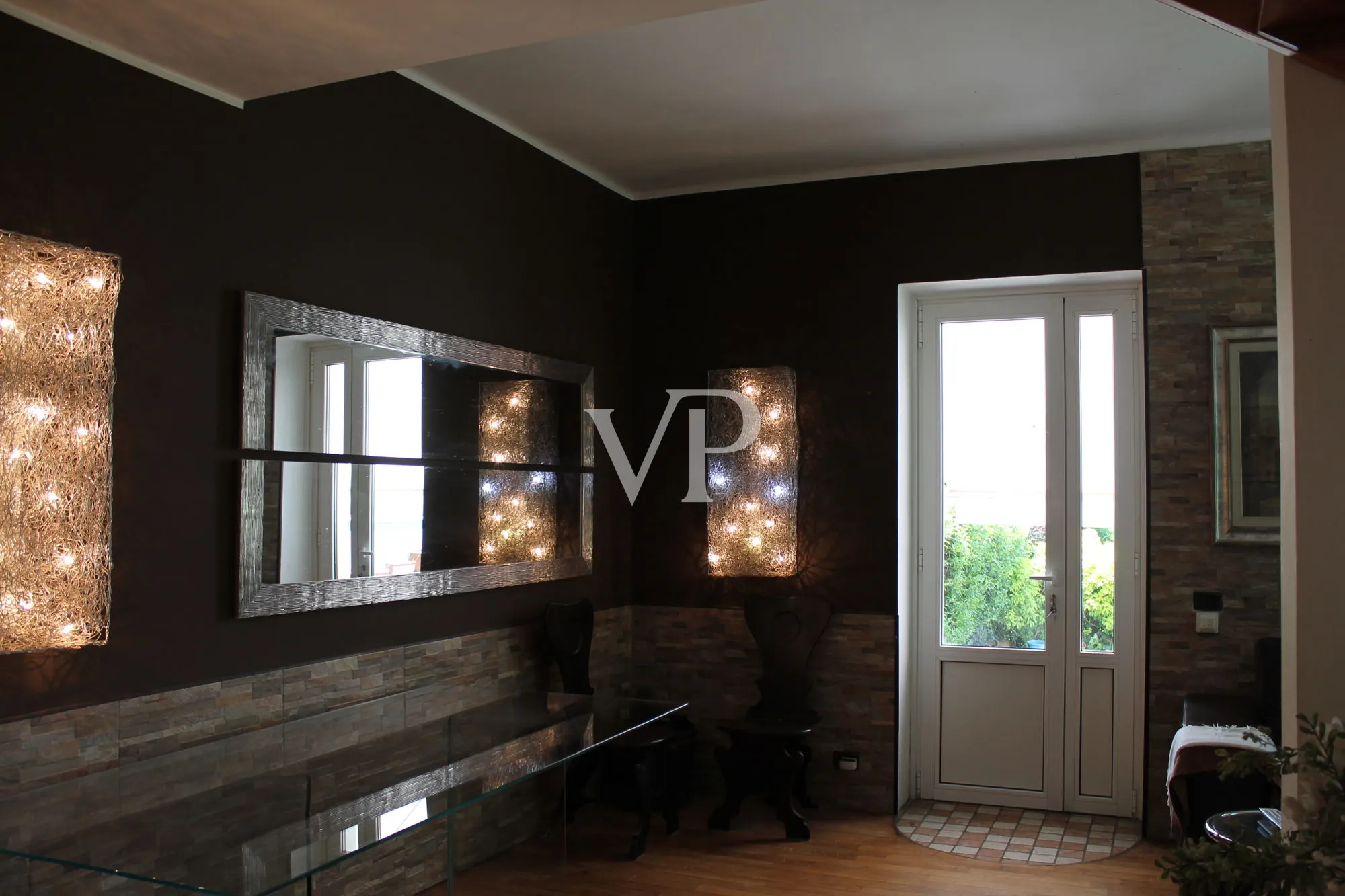 Semi-detached period villa in Brunate