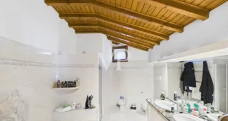 von_poll_real_estate_property_IT252942146_image_21