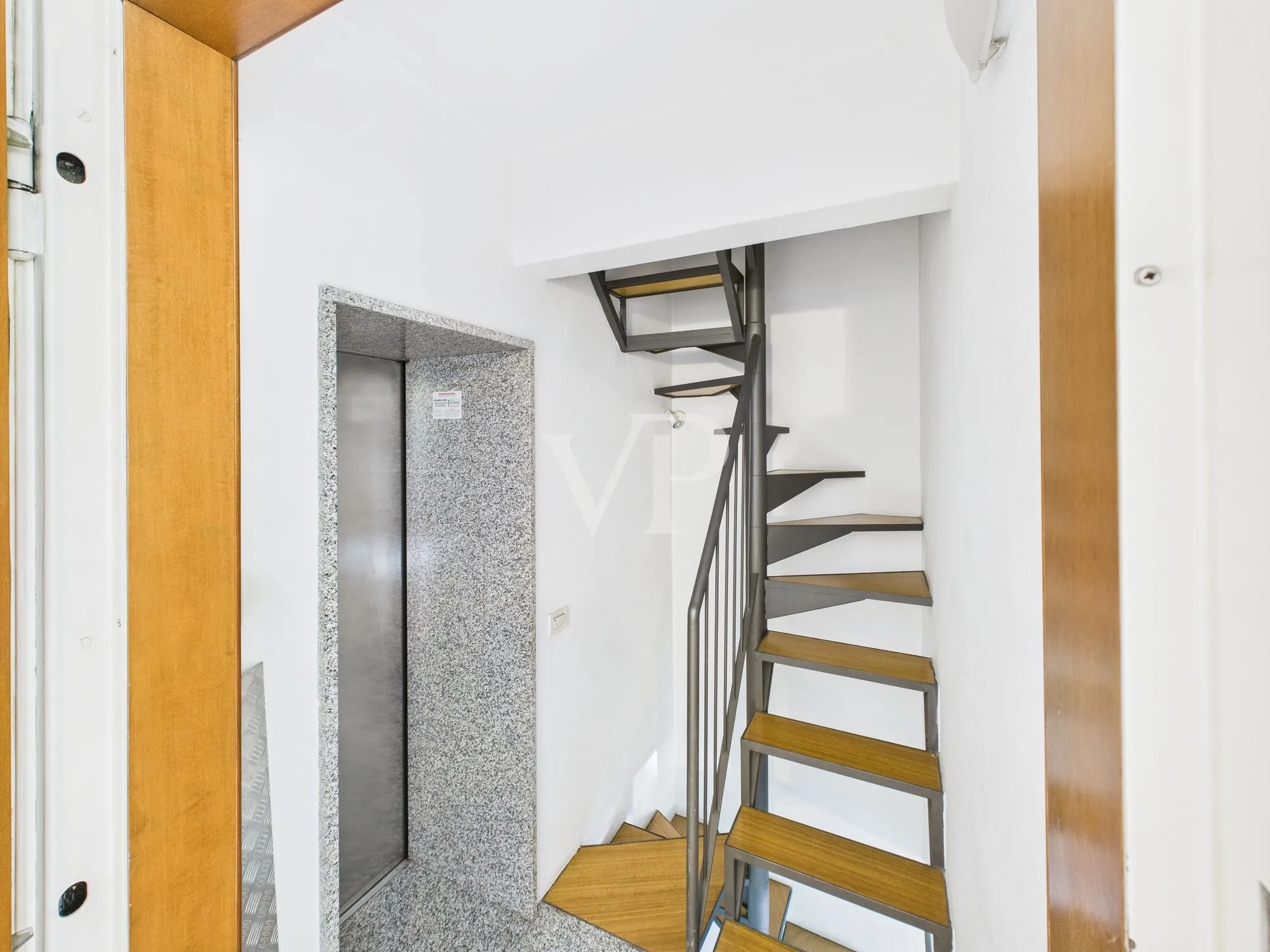 Exklusiver Wohn- und Geschäftskomplex in der Gegend von Porta Nuova