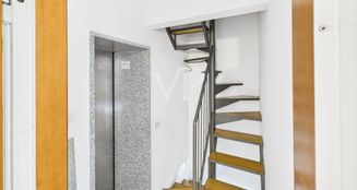 von_poll_real_estate_property_IT252942146_image_3