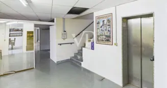 von_poll_real_estate_property_IT252942146_image_37