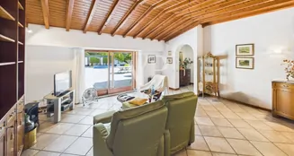 von_poll_real_estate_property_IT252942146_image_13