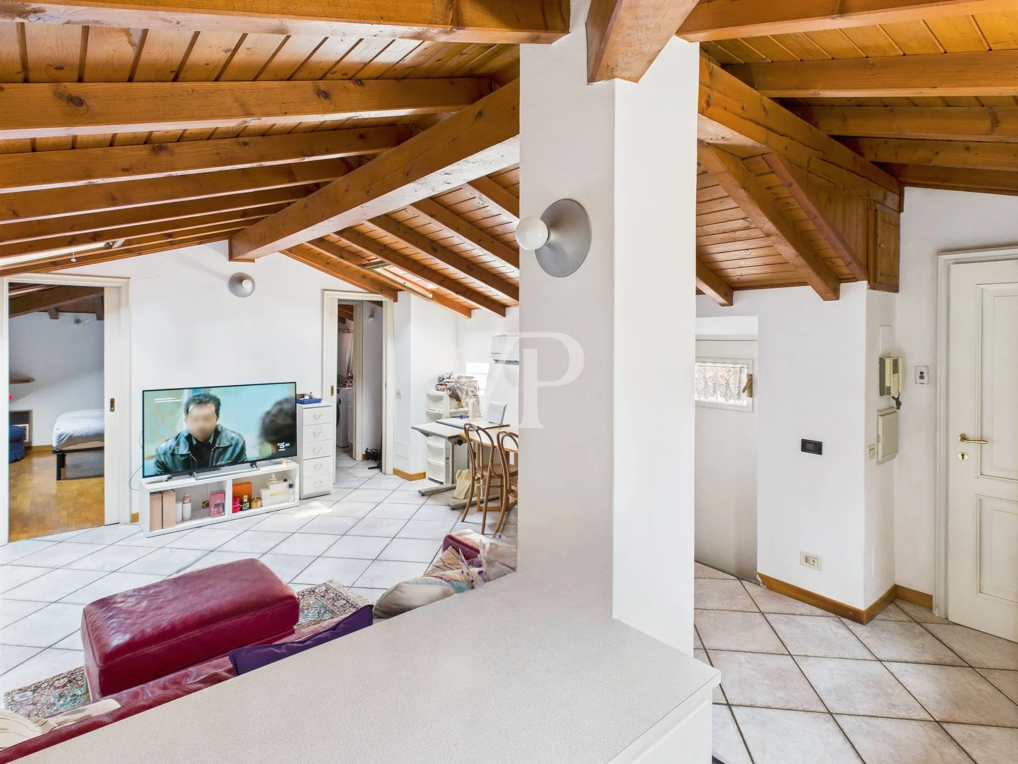 Exklusiver Wohn- und Geschäftskomplex in der Gegend von Porta Nuova