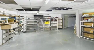 von_poll_real_estate_property_IT252942146_image_54